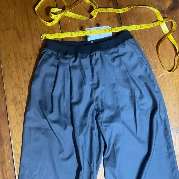 Low Classic NWT Pants Elastic Waistband Logo Pull On Gray - Picture 7 of 13